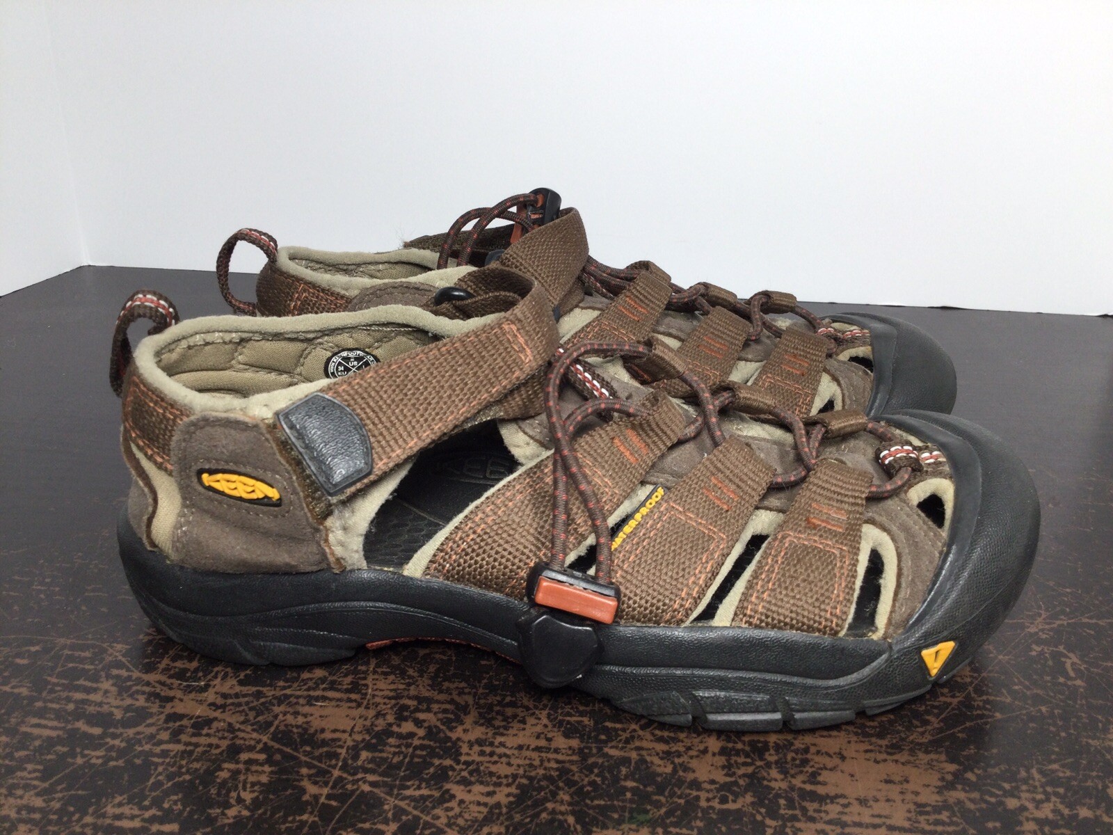 Sandali marroni Newport da donna Keen taglia 2 impermeabili 1006570 LW escursionismo