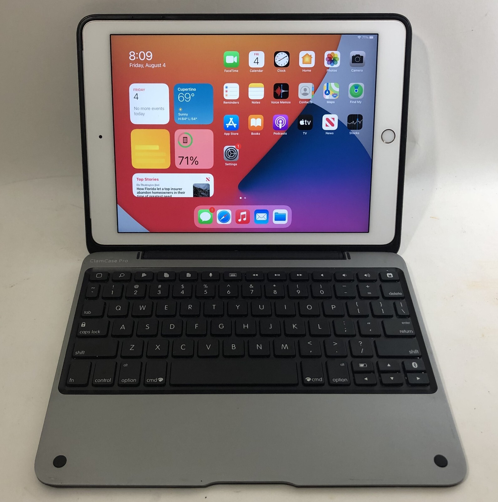 iPad Air2 A1567 Gold WiFi LTE Capable (Verizon) 16gb 9.7”  + Clamcase Pro Bundle-image