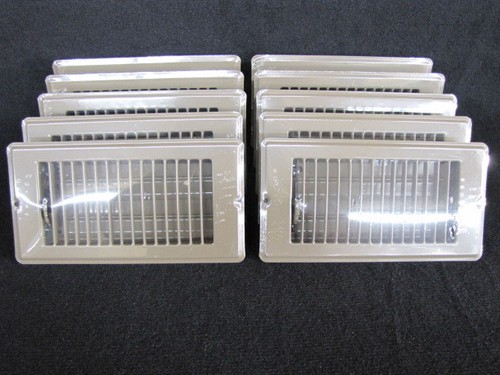 Mobilheim Wohnmobil Teile. Bodenregister 4" x 8". Braun Metall Bodenentlüfter 10 Stück - Bild 1 von 2