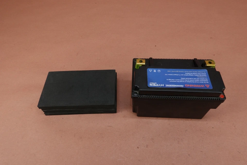 2007-2013 KAWASAKI VULCAN 900 VN900 VN900C POWER-SONIC BATTERY - Image 4 of 4