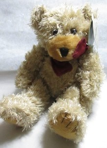 VINTAGE FIRST AND MAIN TEDDY BEAR,SCRAGGLES KOHAIR WITH TAGS 9"