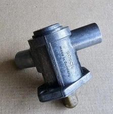 1976 1984 Mercedes 450SL 450SLC Auxiliary Air Slide Valve Bosch 0280140032 