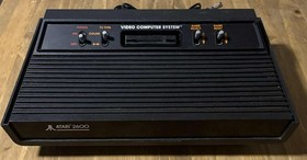 Atari 2600 &ldquo;Vader" Console in Excellent Condition w Joysticks/Games/Connections