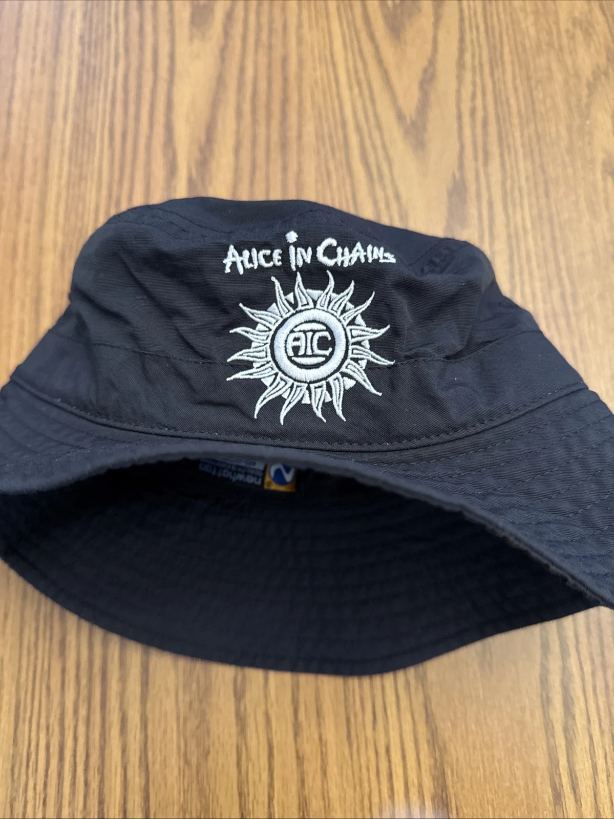 Alice in Chains Sun Logo Black Bucket Hat L/XL Newhattan
