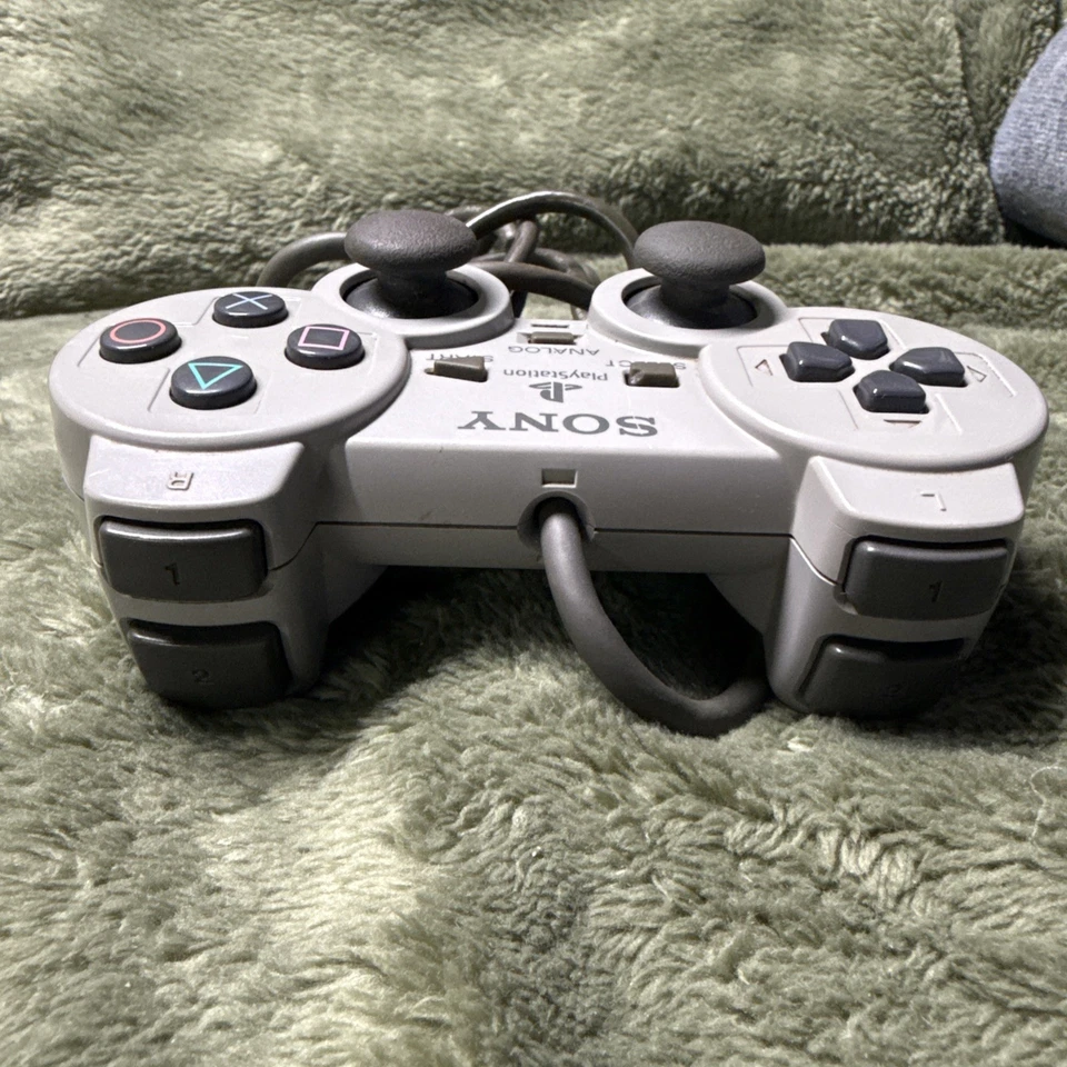 Controle analógico com fio Sony PlayStation SCPH-1200 PS1 e PS2 cinza TESTADO GUC - Imagem 3 de 4