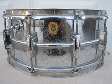 Ludwig 10 Lug Snare Drum SN 567907 *Rough finish, flaking, pitting, corrosion*