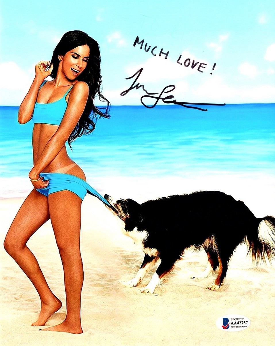 ジェン・セルター直筆サイン入り超大型写真…Jen Selter Jen Selter Signed - Autographed Instagram Fitness Model 8x9 inch