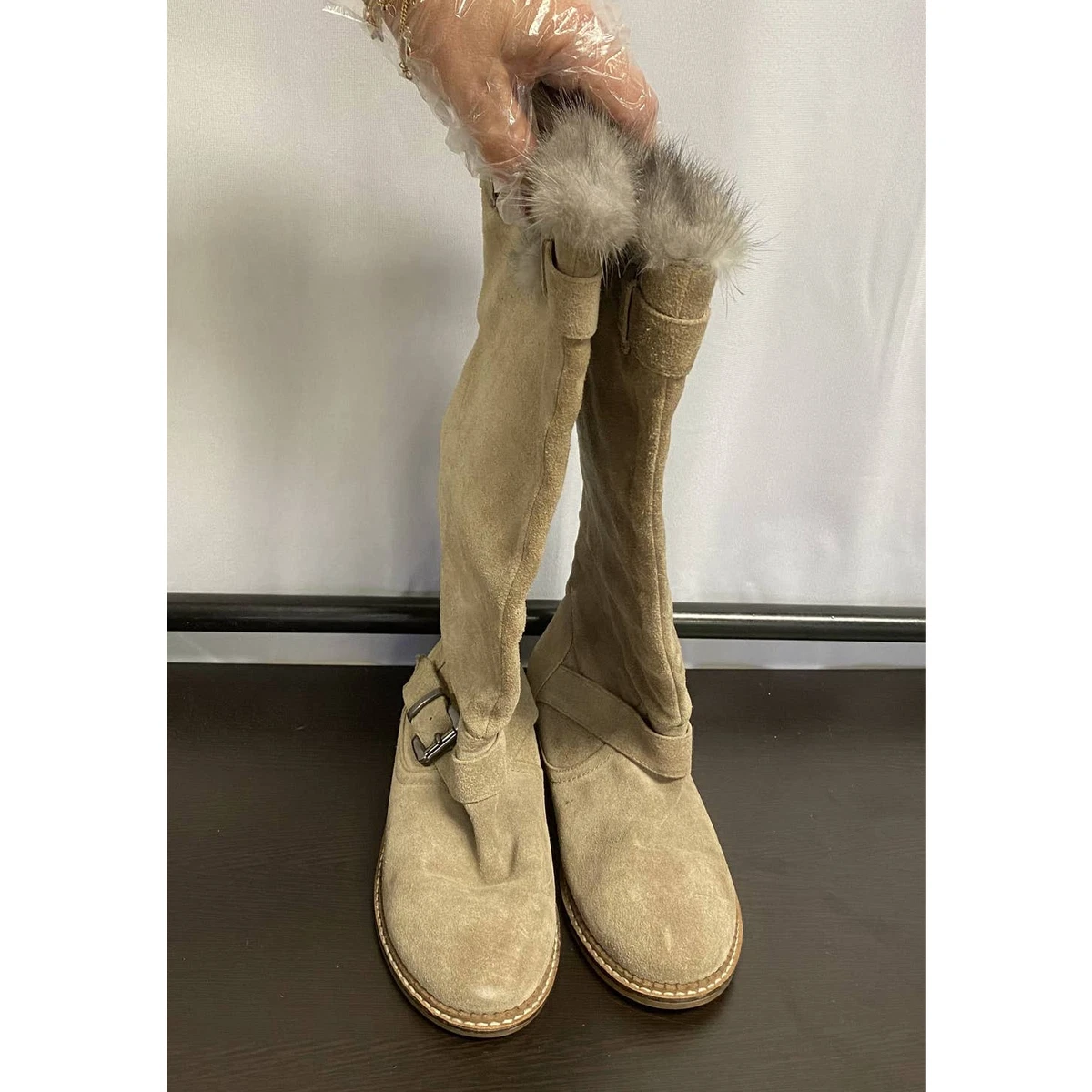 Suede boots with fur trim sales