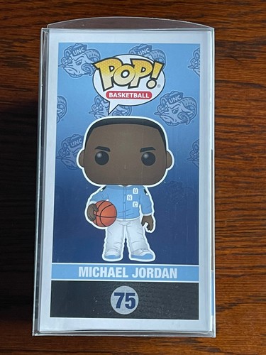 Funko Pop! Sports Basketball Michael Jordan North Carolina UNC White Warm Up #75 - Picture 4 of 6