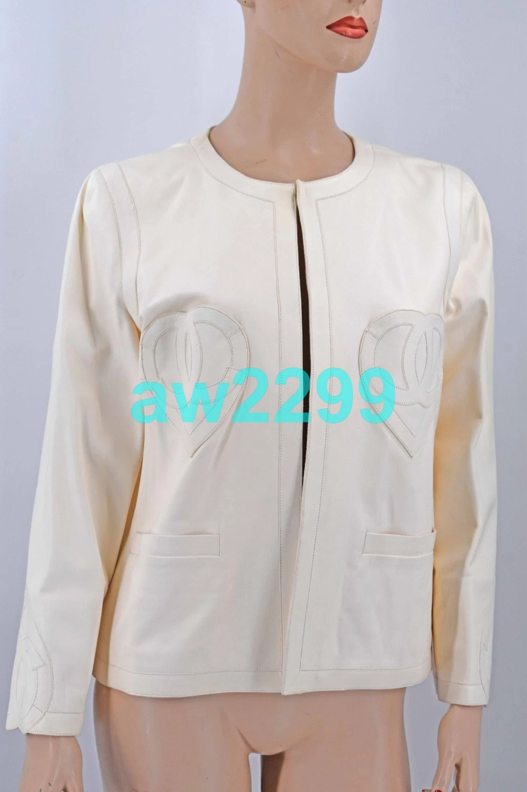 Blazer Giacca Da Passeggiata Nuova con Etichette Chanel 09C Rara 100% Pelle d'Agnello CC LOGO FR 42 40 Avorio