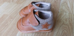 little blue lamb squeaky