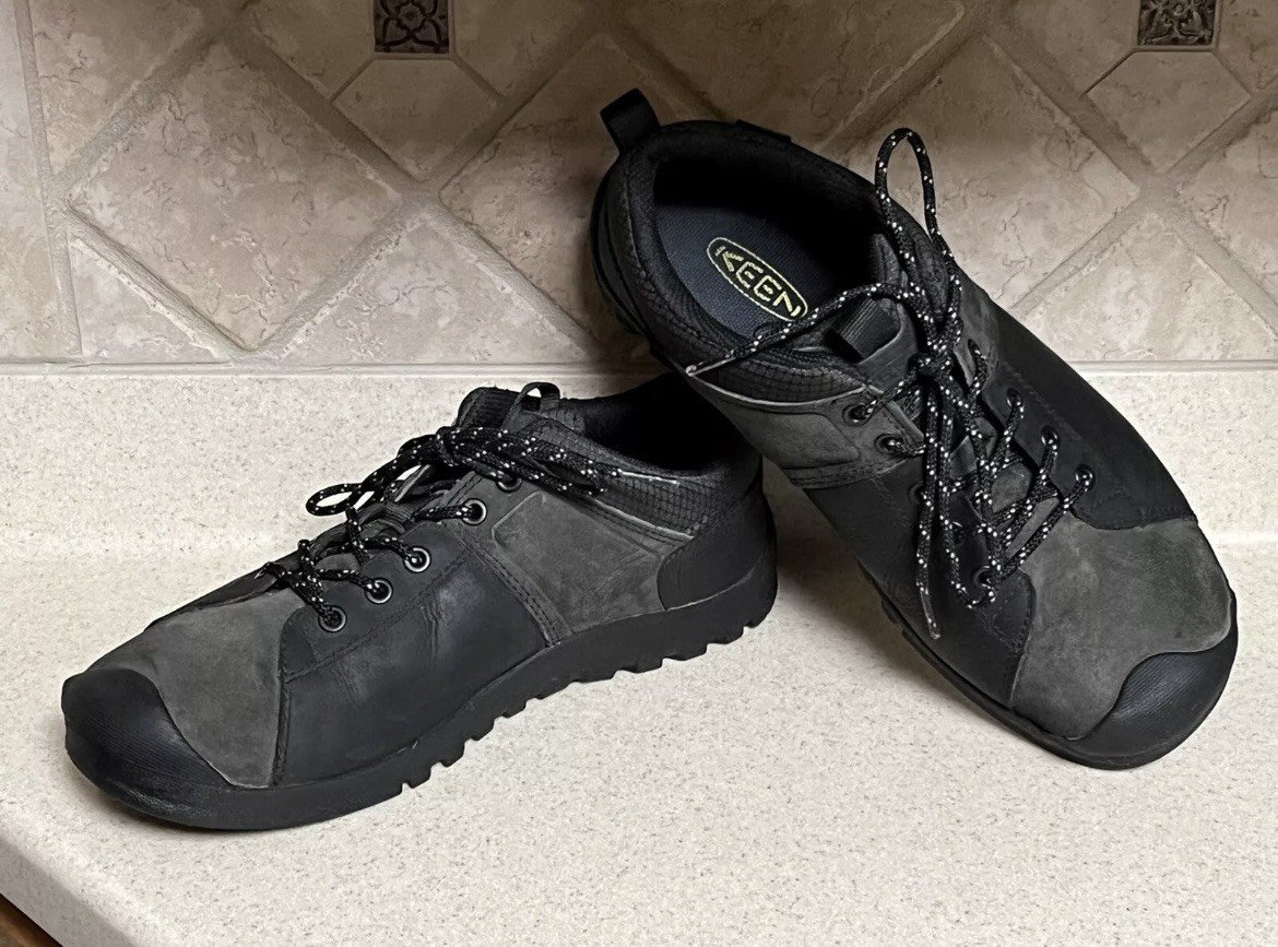 Scarpe KEEN CITIZEN uomo taglia 10 nere grigie scamosciate basso profilo escursionismo urbano trail