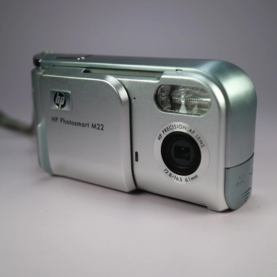 HP Photosmart M22 4.0MP Compact Digital Camera Silver Tested - Image 2 of 4