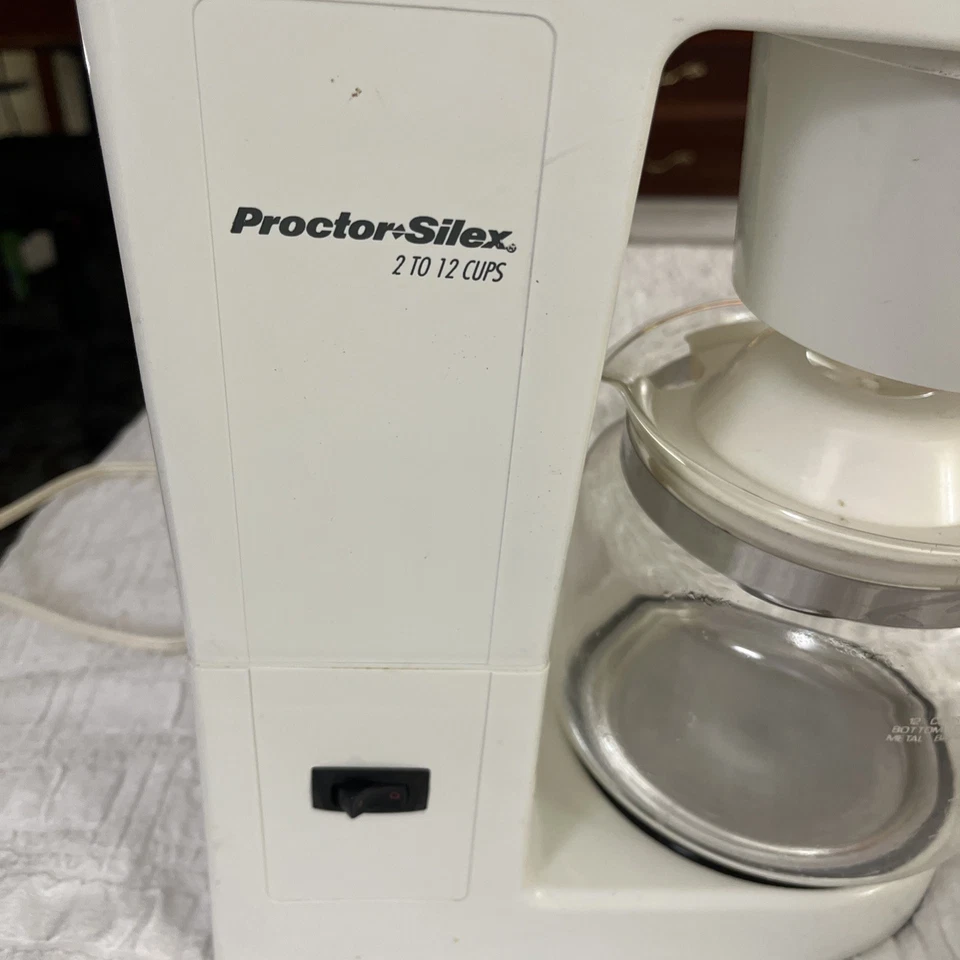 Vintage Proctor Silex 2-12 Cup Drip Coffee Maker model A607A White Tested Works - Image 3 of 4