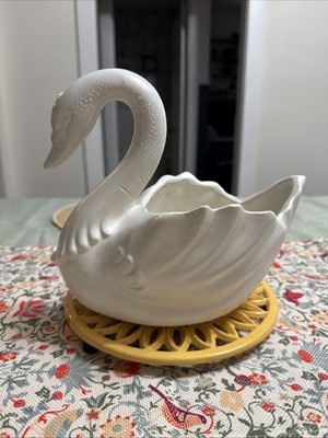 Hull Pottery # 812 USA White Swan Planter Vintage Antique Ceramic Art