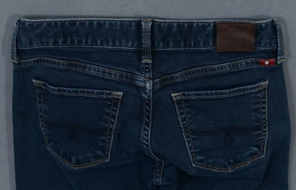UL03466 **LUCKY** LEYLA BOOT CUT JEANS YOUTH szNO SIZE TAG UL03466 **LUCKY** LEYLA BOOT CUT JEANS YOUTH szNO SIZE TAG