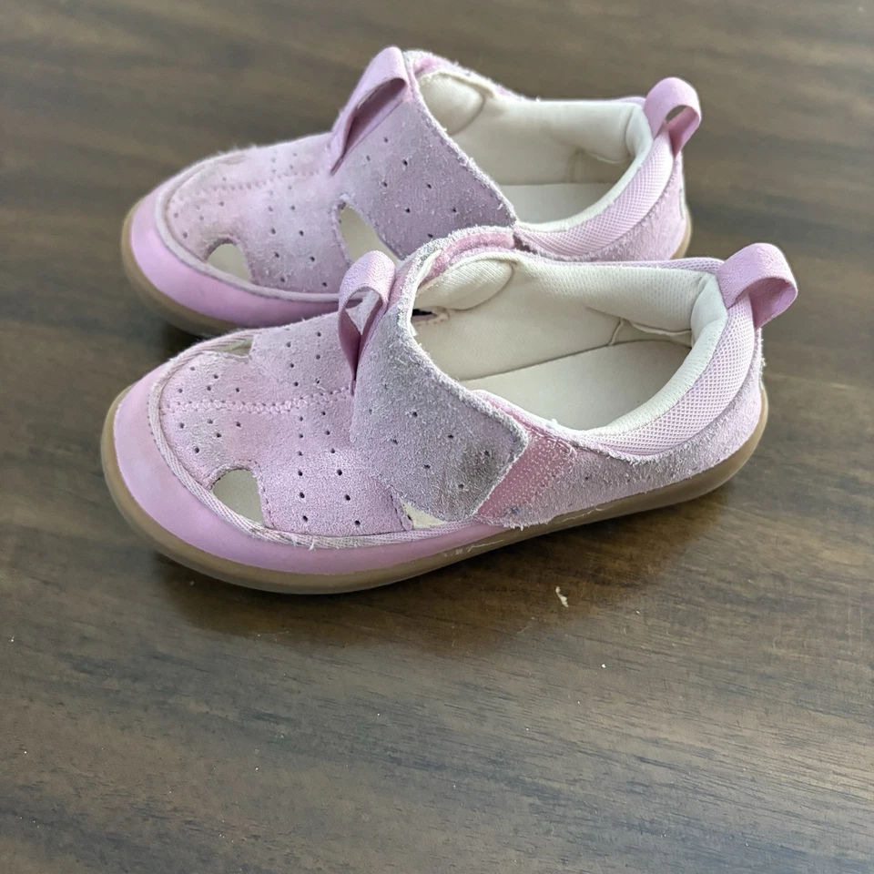 UGG Delta Closed Toe Pink Shoes Sandals Toddler Kid Size 11 SB#5 - Image 4 of 4
