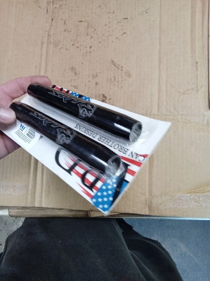 American Brothers Hood Shock Covers For Dodge Challenger Charger Srt - Imagem 4 de 4