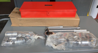 Proto 26 Piece 3/4  Drive Socket Set 12 Point w/Metal Box J55104A INCOMPLETE