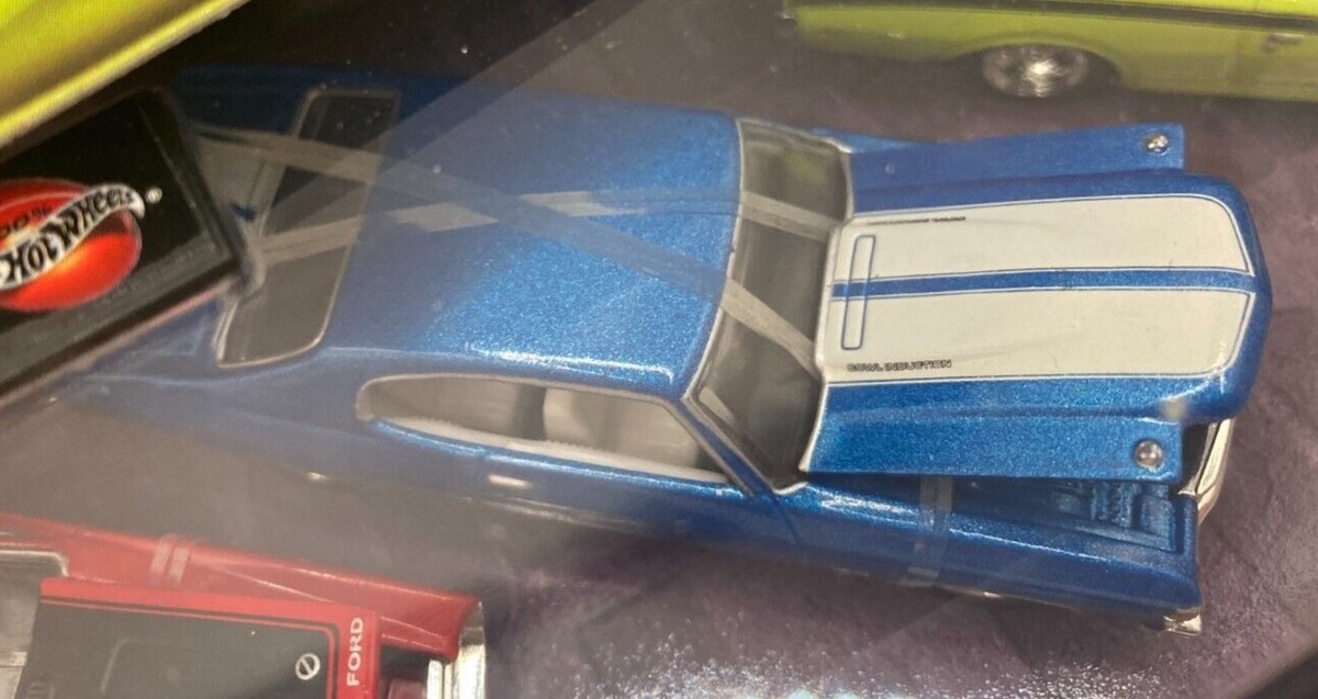 100% Hot Wheels Collectibles 30th Anniversary '71 Muscle