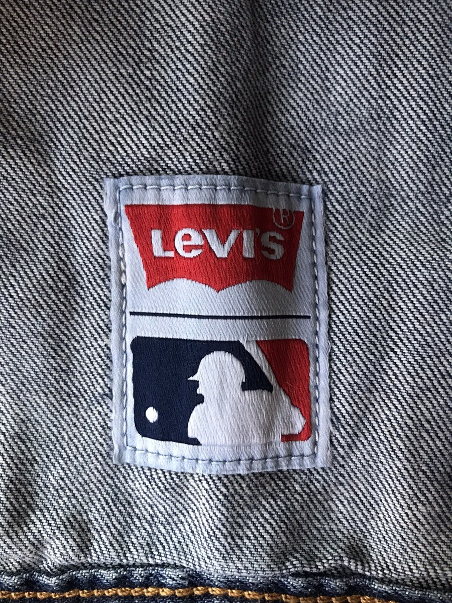 BOSTON RED SOX デニムジャケット Lサイズ BOSTON RED SOX デニムジャケット Lサイズ