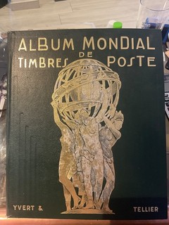 ALBUM CLASSEUR AVEC DE 4000 TIMBRES. MONDE PEROU A SENEGAL. ÉNORME COTE.
