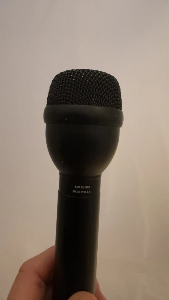 Microfone de entrevista EV Electro Voice RE50B portátil dinâmico omnidirecional - Imagem 3 de 4