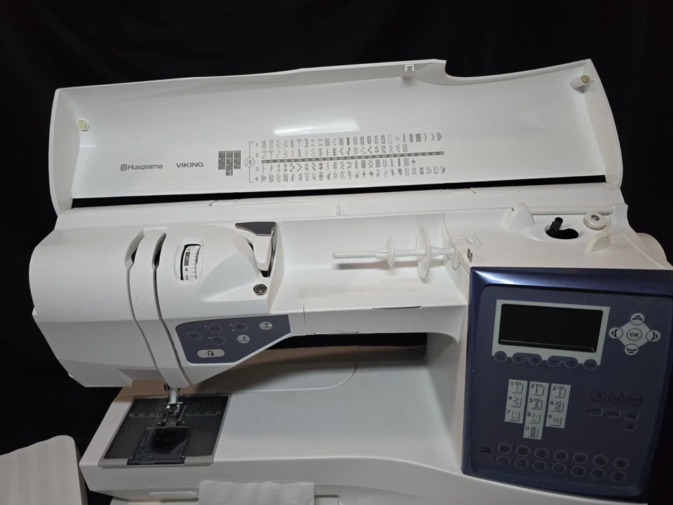 💝💝 Husqvarna Viking Sapphire 835 sewing machine 💜💜 - Image 4 of 4