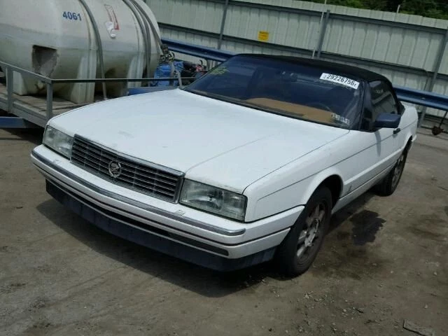 Cylinder Head 8-300 4.9L Fits 90-95 DEVILLE 1884500 Foto 2 de 4