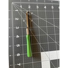 Vintage Rug Hooking Punch Needle Tool Green Wood Handle Fiber Art Craft 6.25"