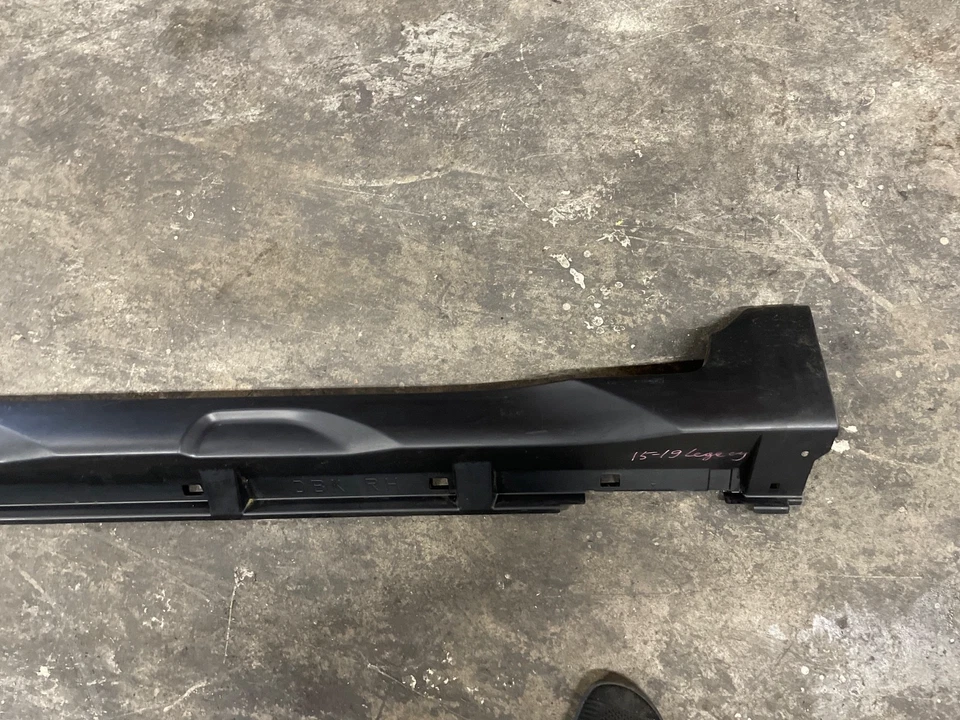 OEM 15-2019 SUBARU OUTBACK RIGHT PASSENGER SKIRT ROCKER PANEL MOLDING 91112AL56A - Image 2 of 4