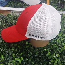 Oakley Red White Mesh Flex Baseball Cap S/M Men Solid Breathable