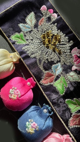 Größe 2 Koreanisches Trachtenkleid Hanbok Set mit Hut & Band für Mädchen 1. Geburtstag - Bild 13 von 24