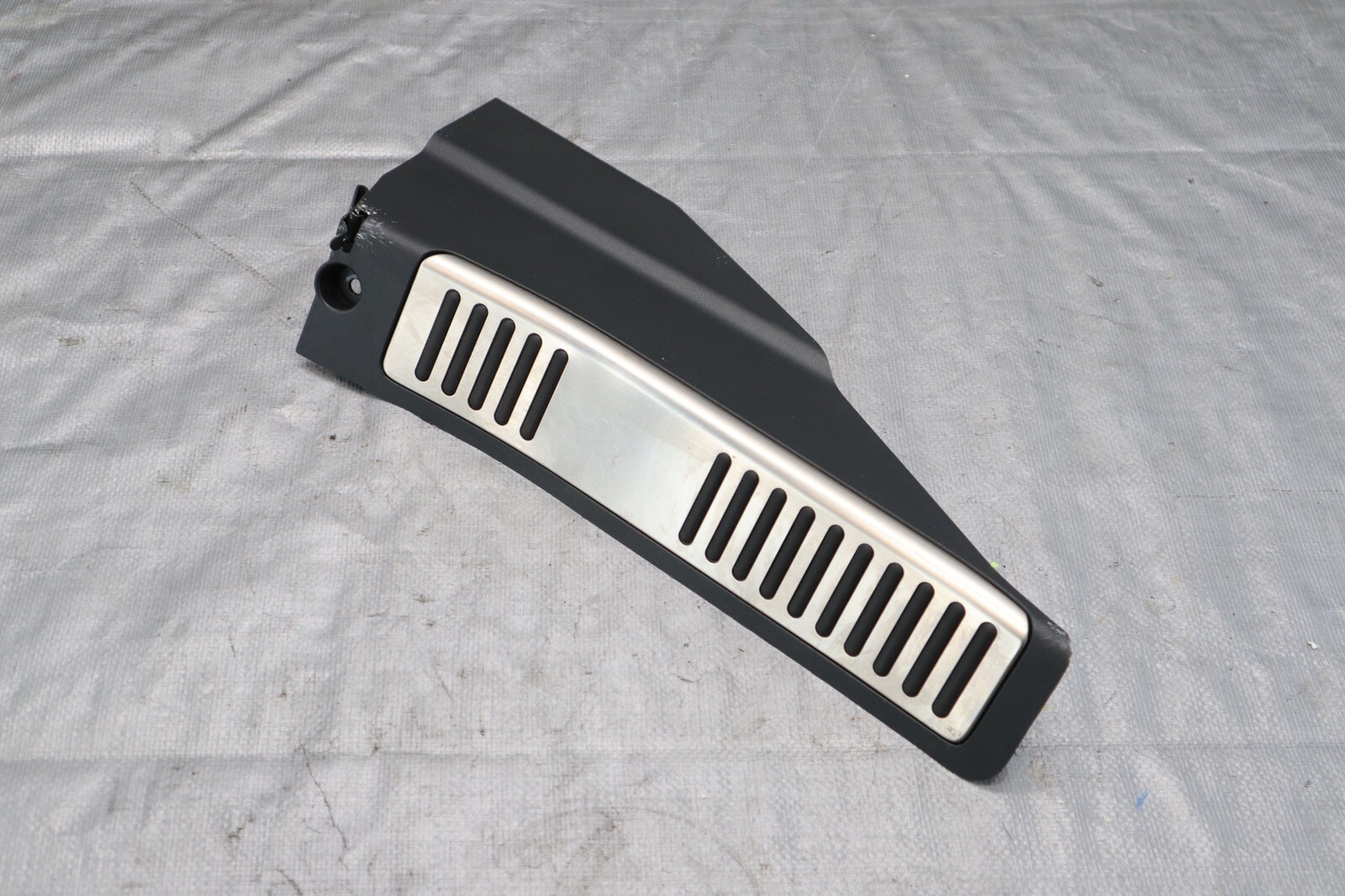 2022 2023 AUDI R8 V10 5.2L AWD OEM DRIVER FOOTWEEL TRIM PEDAL ASSY 4S1864777A