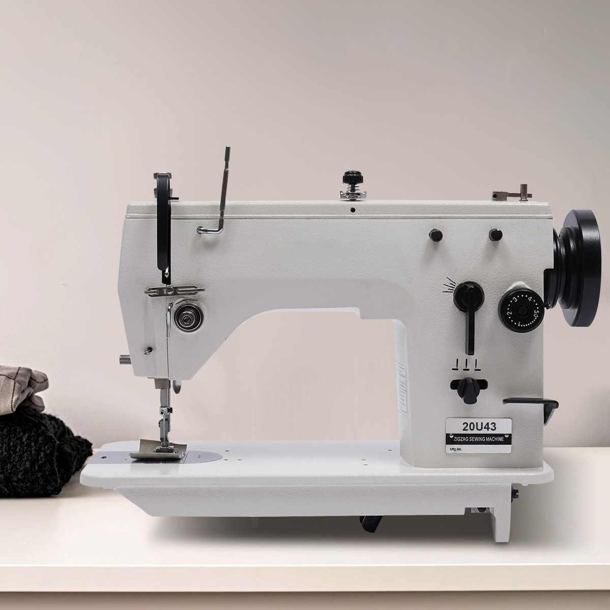 Industrial Leather Sewing Machine Heavy Duty Leather Fabrics