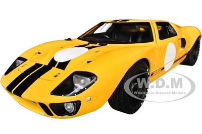 1968 FORD GT40 MK1 YELLOW 1/18 DIECAST MODEL CAR BY SOLIDO S1803011