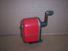 Vintage Apsco STAR Red plastic One Hole Pencil Sharpener USA made EXCELLENT