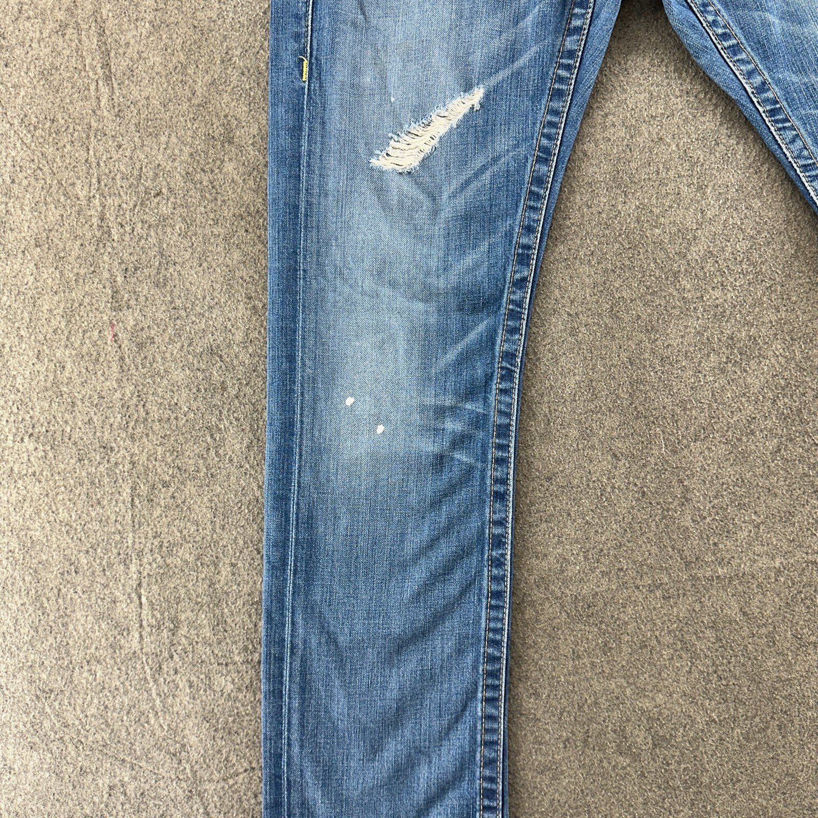 True Religion Jordan Jeans Women 27 Blue Medium Wash Straight Leg Button Fly USA thumbnail 4