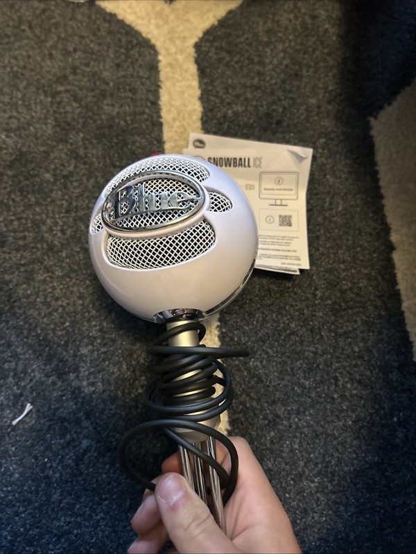 Blue MicrophonesSnowball iCE Condenser USB Microphone