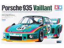 Model Kit Porsche 935 "Vaillant-Kremer" 1/24 Scale Model by Tamiya