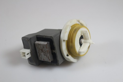 MIELE W 963 Ablaufpumpe Laugenpumpe Pumpe Siemens 2AL 1625-3MA 31 W TNr 4676232