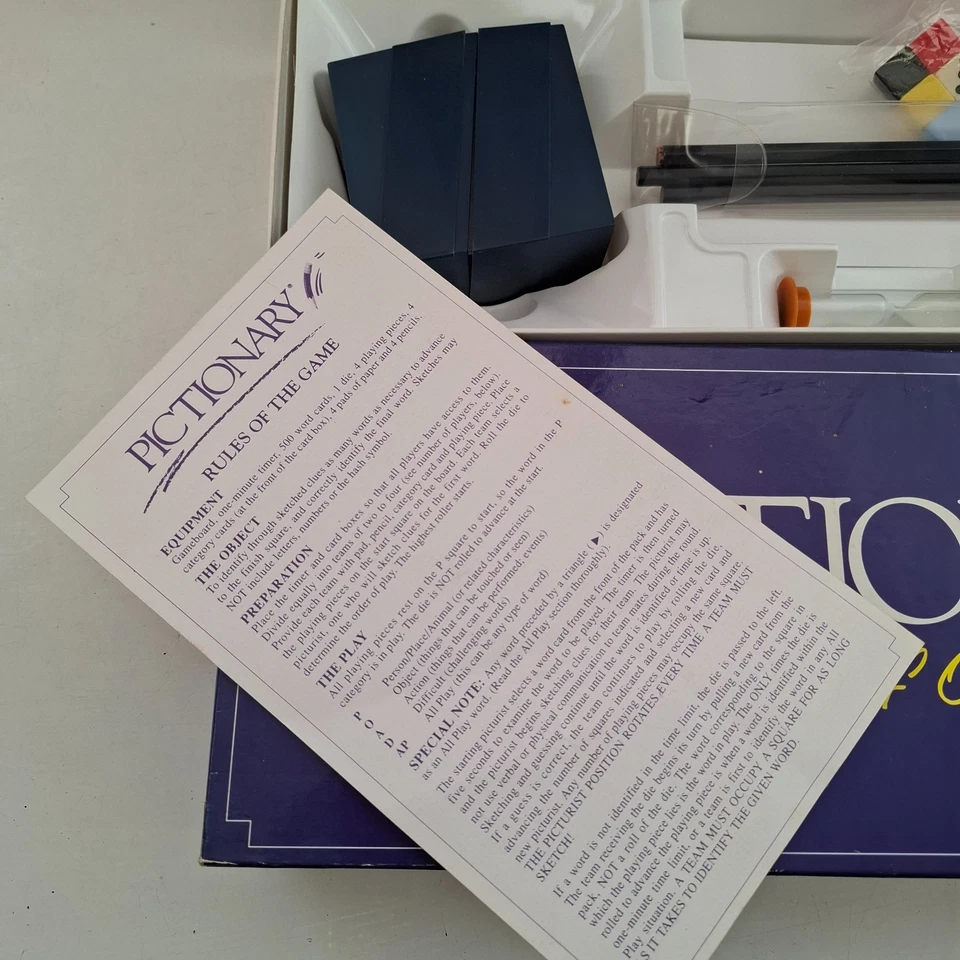 Vintage Pictionary The Game Of Quick Draw Board Game 1993 Parker - Image 2 of 4