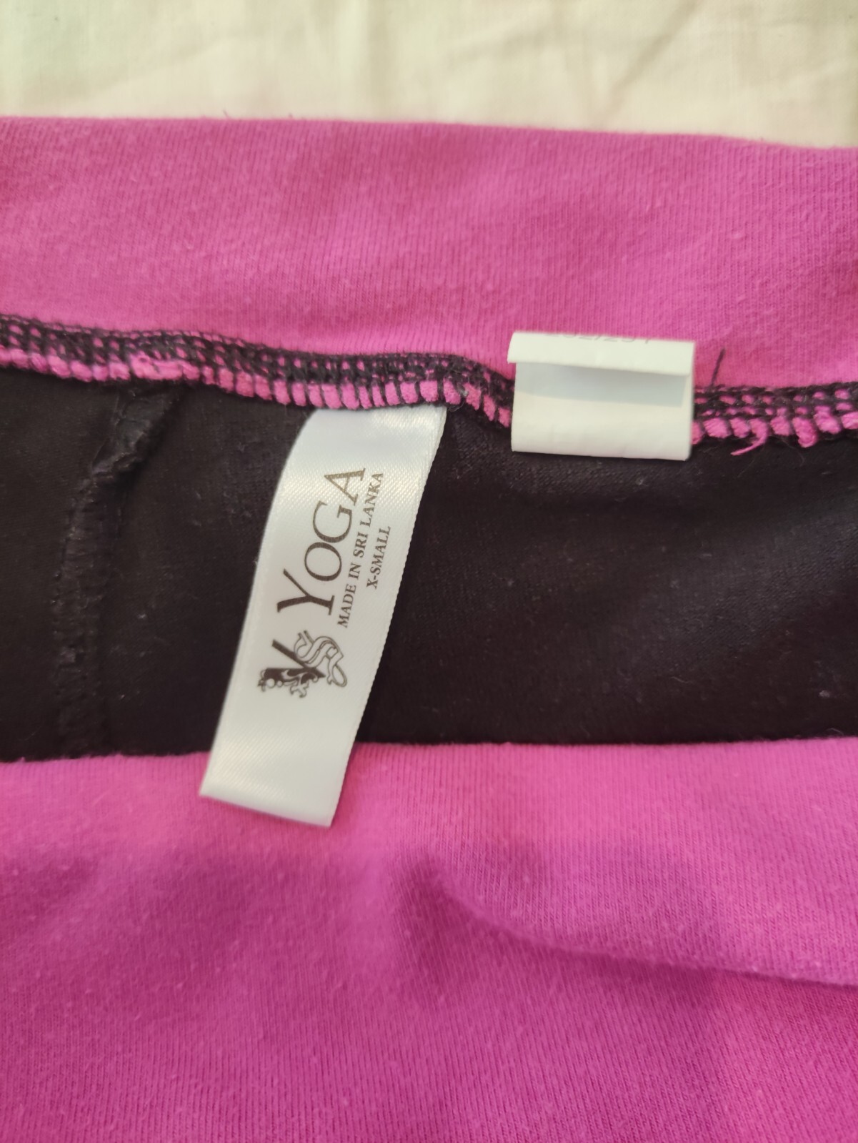 Bulk Lot Of 5 Yoga Pants 3/4 Leggings Victoria Secret Black Pink Size