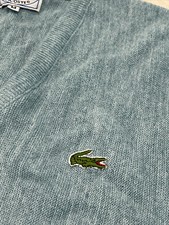 IZOD Lacoste Sweater Adult M pull over V-neck Orlon Acrylic Blue Vintage