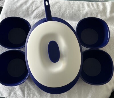 Tupperware Everyday Essentials Soup Set w 4 Matching Bowls w Lid  & Spoon New!