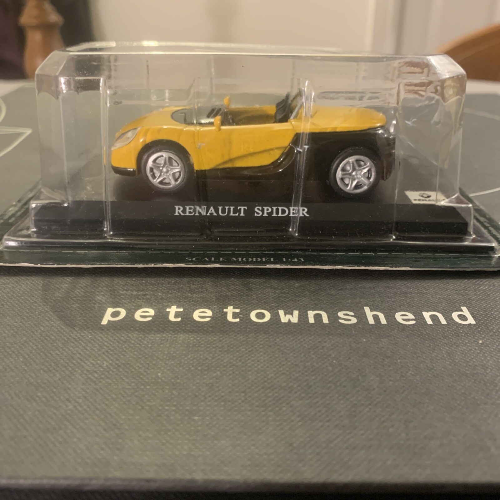 Del Prado 1996 RENAULT SPIDER The Ultimate Car Collection #50 MIB 1:43