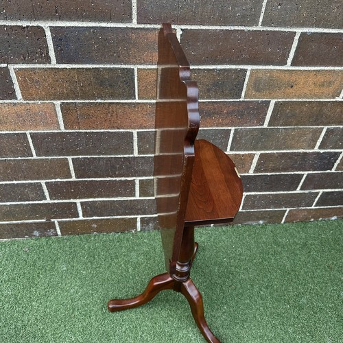 Pennsylvania House Special Edition Solid Cherry Tilt Top Table Queen Anne Style - Picture 6 of 13