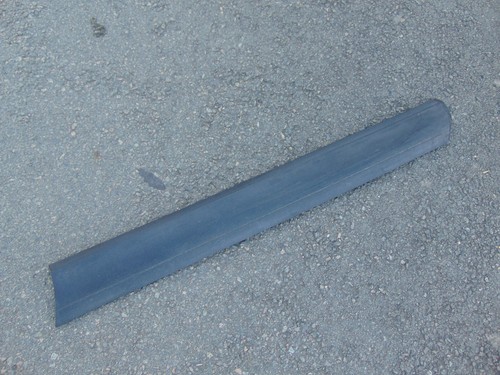 VW Touareg 7L Leiste Abdeckung Tür Türleiste vorne rechts 7L6837788D