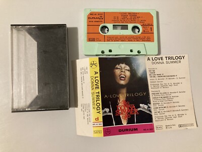 Donna Summer A Love Trilogy MC Cassett Ita 1st Press Durium Me. Ai 3031