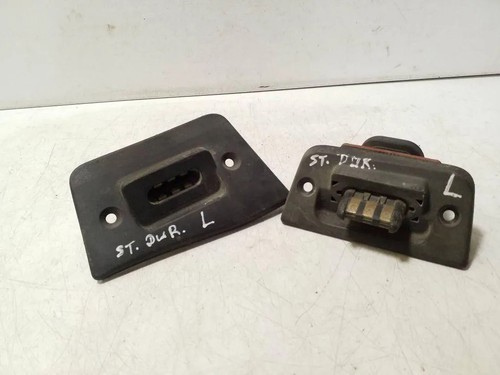 Sliding door contact joint